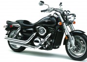 Suzuki Boulevard M95